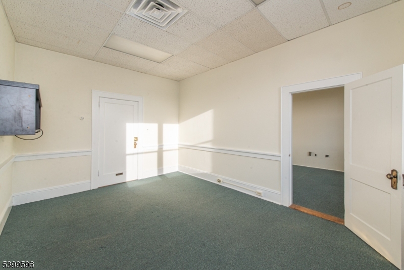 Montclair Twp., NJ 07042,26 Park St