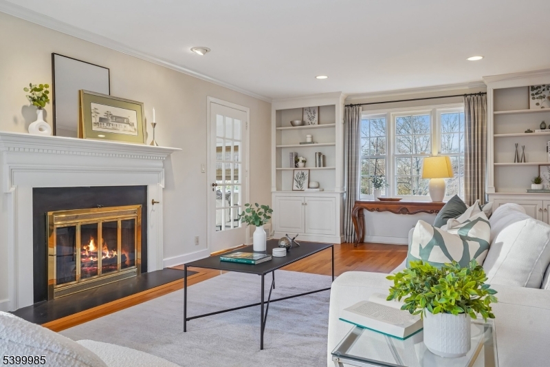 Mountainside Boro, NJ 07092,473 Bayberry Ln