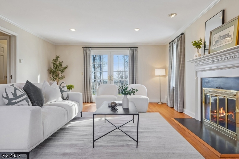 Mountainside Boro, NJ 07092,473 Bayberry Ln