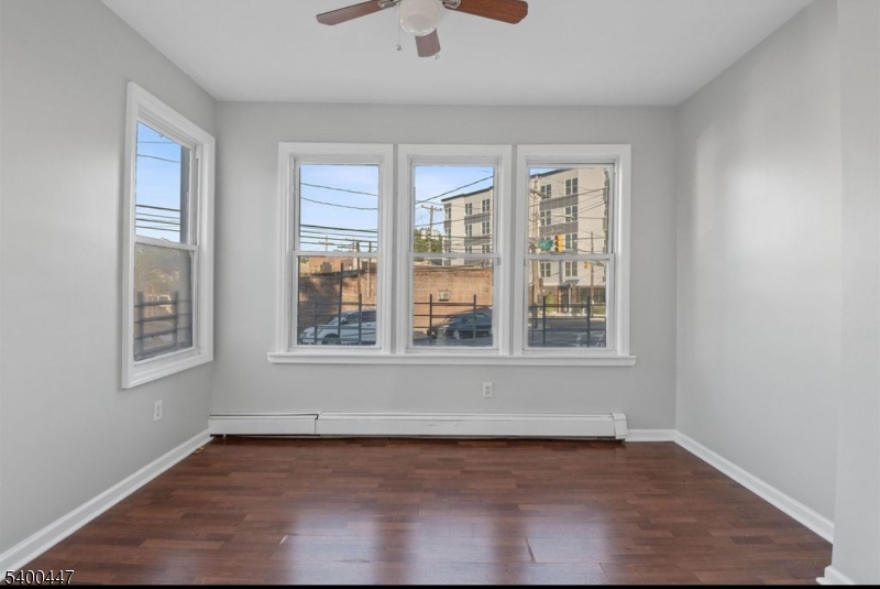 Jersey City, NJ 07305,35 Mcadoo Ave #1