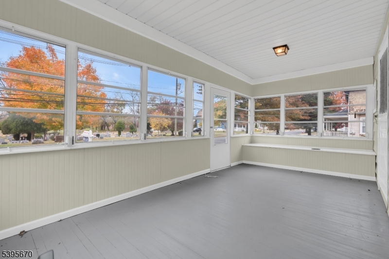 Somerville Boro, NJ 08876,171 S Bridge St