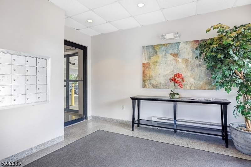 Hackensack City, NJ 07601,850 Main St #1g