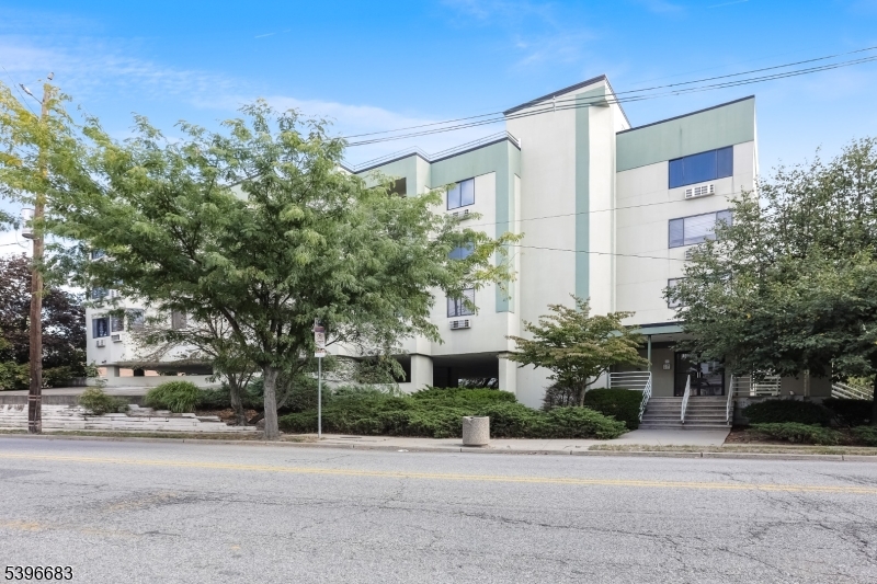 850 Main St #1g, Hackensack City, NJ 07601