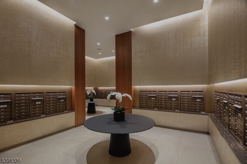 Jersey City, NJ 07302,99 Hudson St