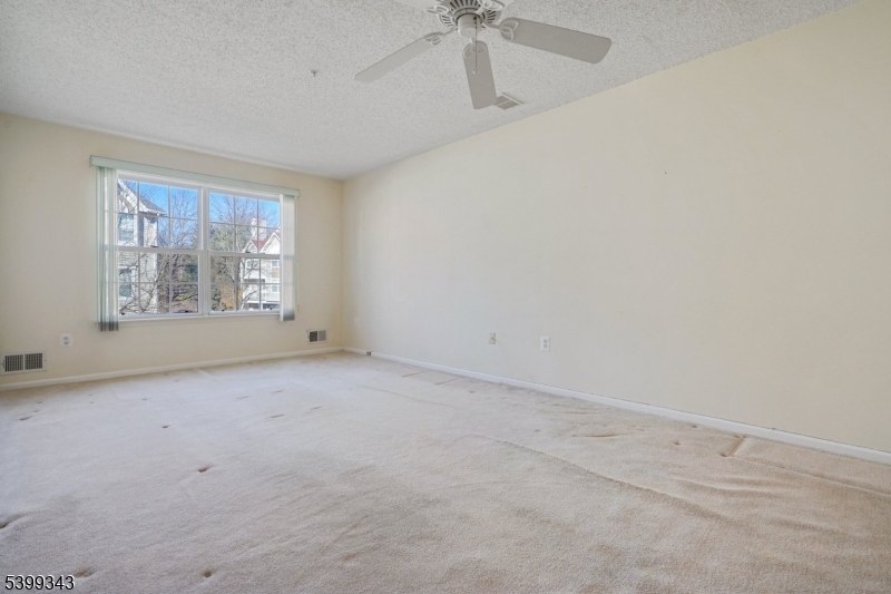 Edison Twp., NJ 08820,51 Guisborough Way