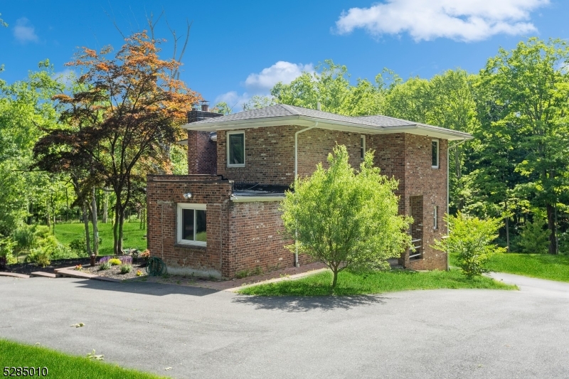 Morris Twp., NJ 07960,242 Lake Rd