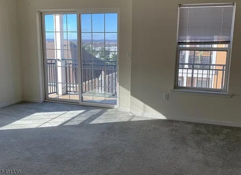 542 E Celebration Way, South Plainfield Boro, NJ 07080