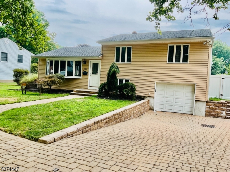 1194 Ringwood Ave,  Pompton Lakes Boro,  NJ 07442