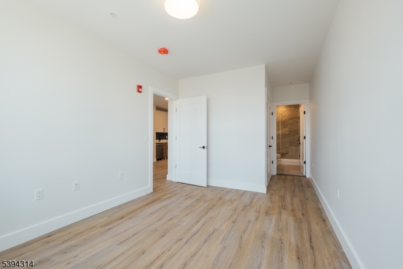 67 Summer Ave #101, Newark City, NJ 07104