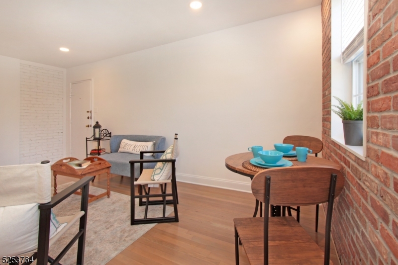 Montclair Twp., NJ 07042,378 Claremont Avenue #3