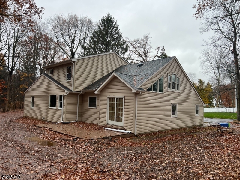 Warren Twp., NJ 07059,22 Livingston Ave