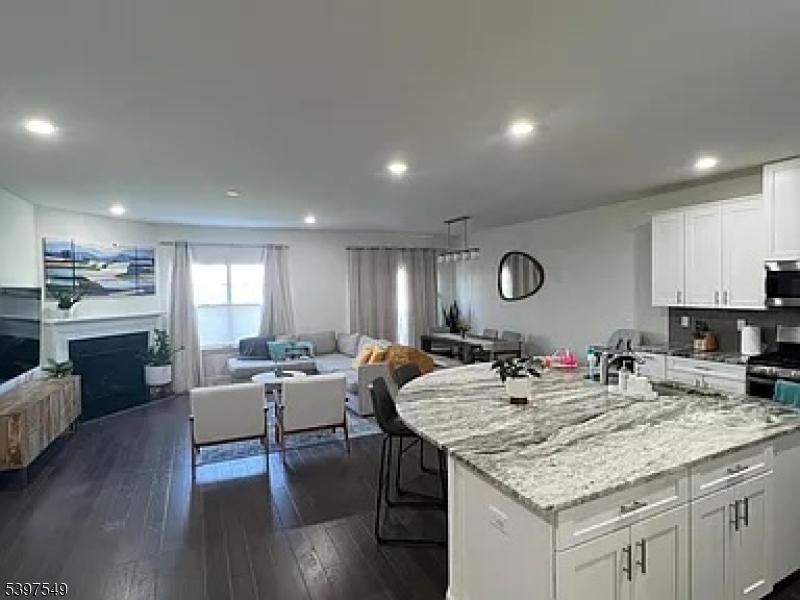 Morris Twp., NJ 07960,31 Gerhard Pl