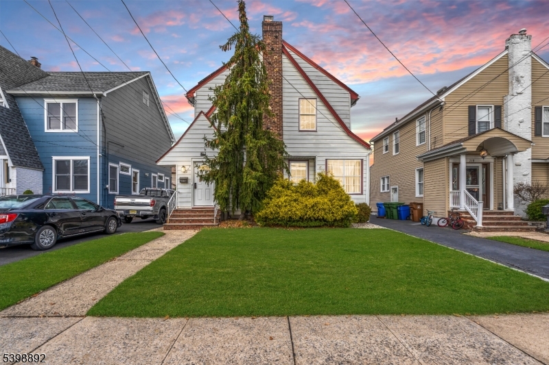 Linden City, NJ 07036,222 Yale Ter