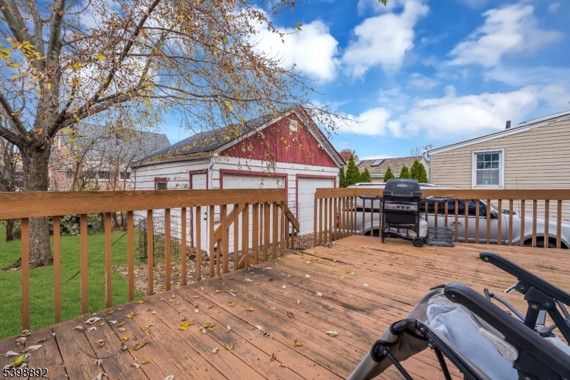 Linden City, NJ 07036,222 Yale Ter