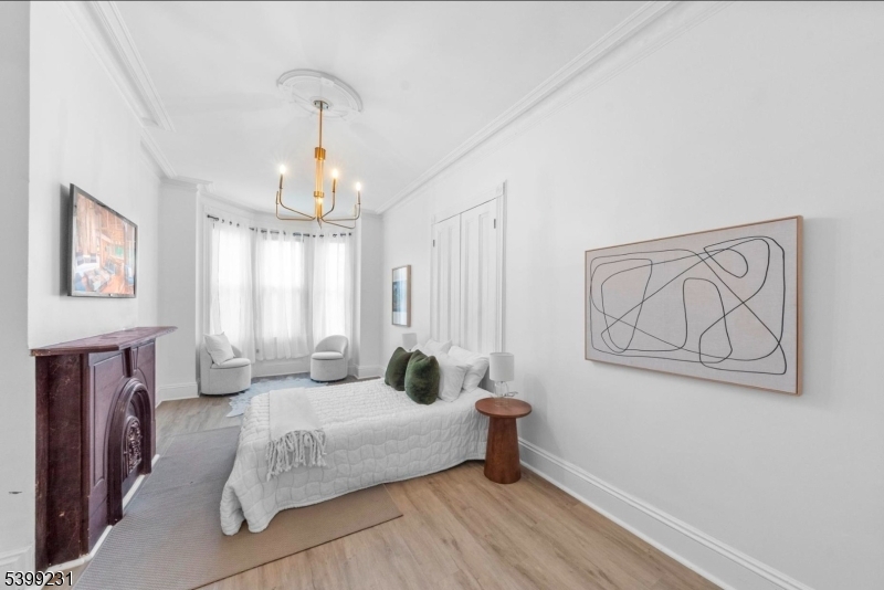 Jersey City, NJ 07304,64 Oak St