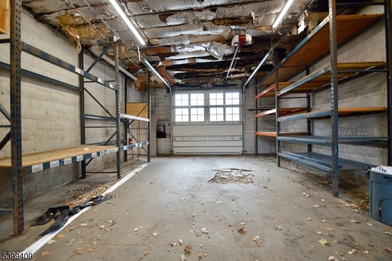 Chatham Boro, NJ 07928,17 Ogden St