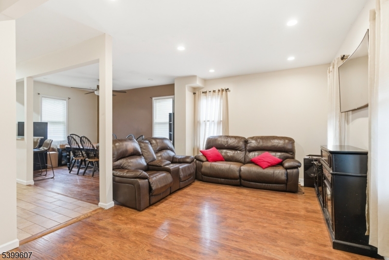 West Orange Twp., NJ 07052,11 Meade St