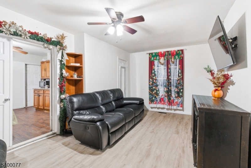 Newark City, NJ 07104,140 4Th Ave