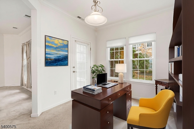 Hillsborough Twp., NJ 08844,2 Waterman Ln #203