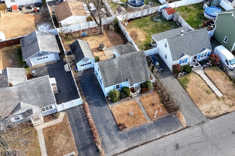 Wanaque Boro, NJ 07420,72 Burnside Pl