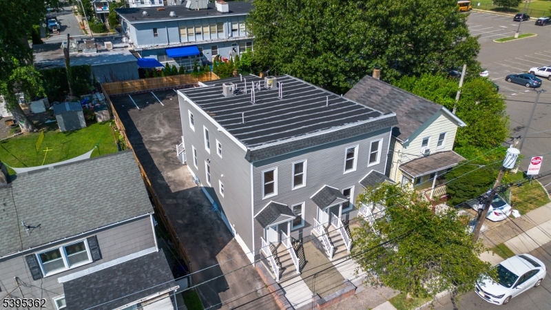 Montclair Twp., NJ 07042,26 Washington St #2