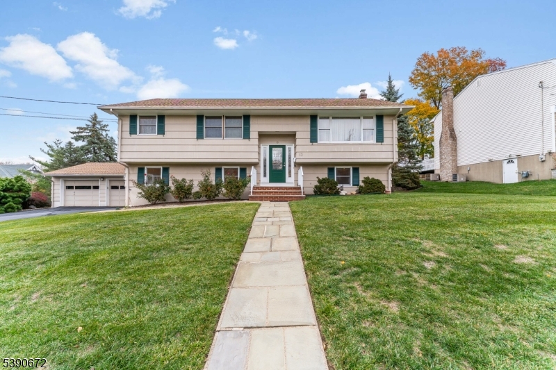 East Hanover Twp., NJ 07936,13 Glutting Pl