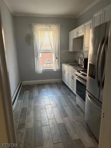 Elizabeth City, NJ 07208,555 Westminster Ave #4