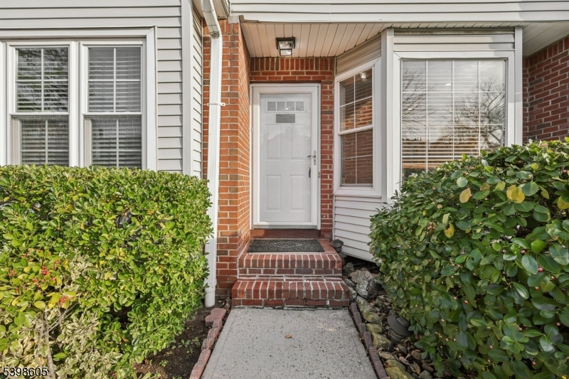 Hillside Twp., NJ 07205,105 Liberty Ct