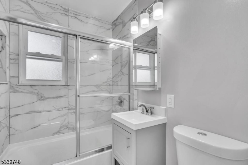 Rahway City, NJ 07065,1300 Fulton St #3