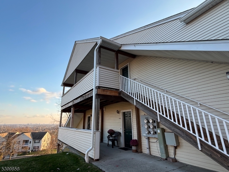 Green Brook Twp., NJ 08812,1435 King Ct