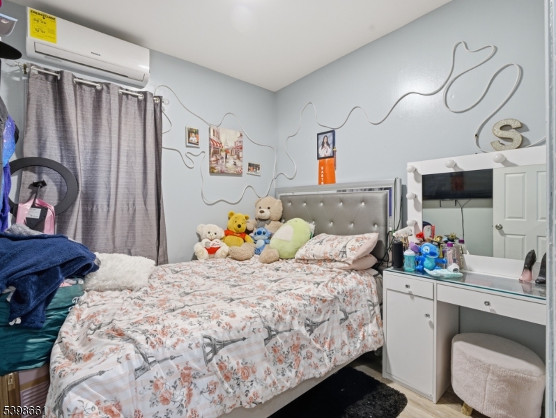 Paterson City, NJ 07501,31 Dover St