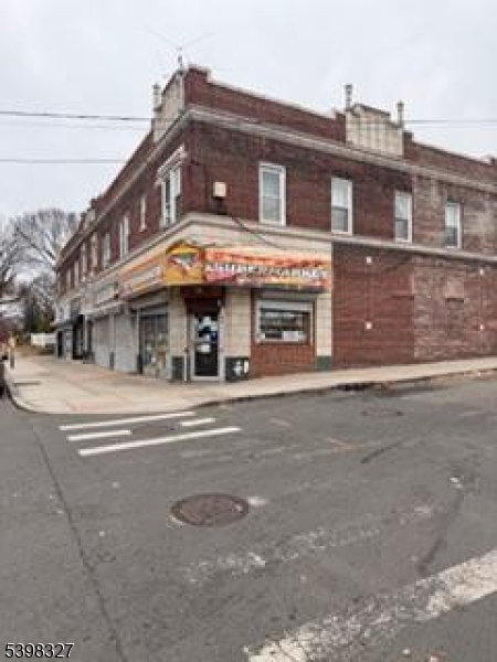 555 Westminster Ave #4, Elizabeth City, NJ 07208