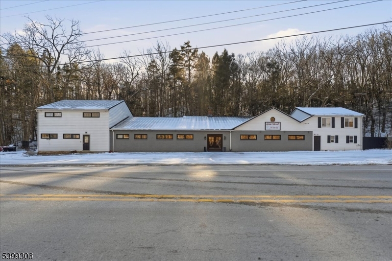 1050 State Rt 23, Wantage Twp., NJ 07461