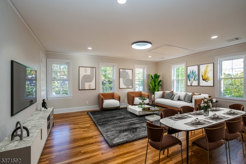 Chatham Boro, NJ 07928,135 Main St #A