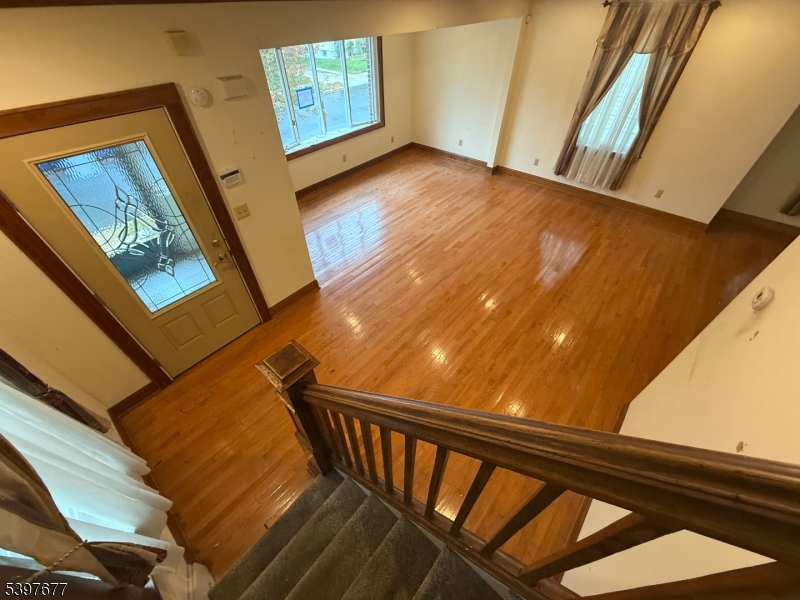 Cranford Twp., NJ 07016,33 Wall St