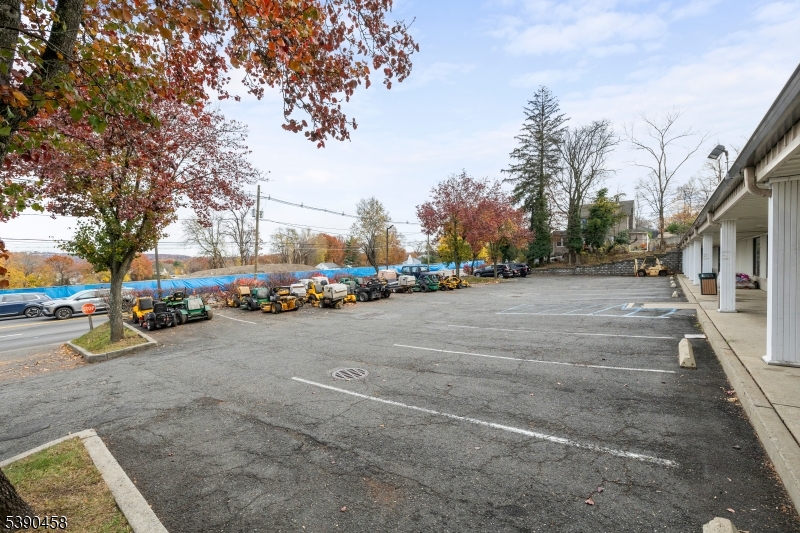 Cedar Grove Twp., NJ 07009,1190 Pompton Ave