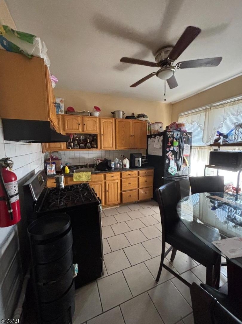 Paterson City, NJ 07524,552 River St