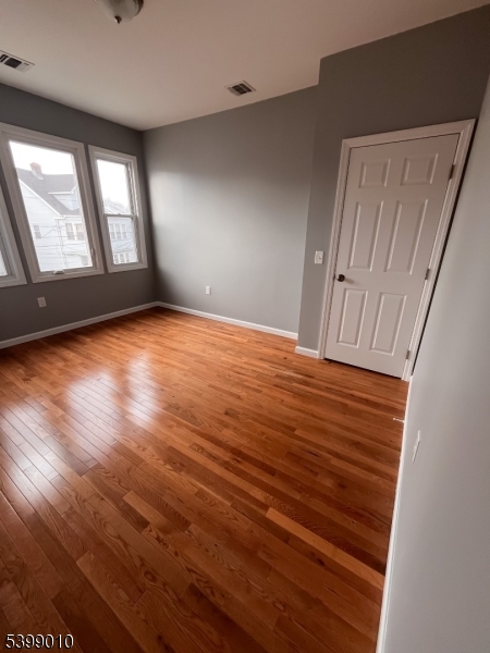 Irvington Twp., NJ 07111,59 Campfield St #1L