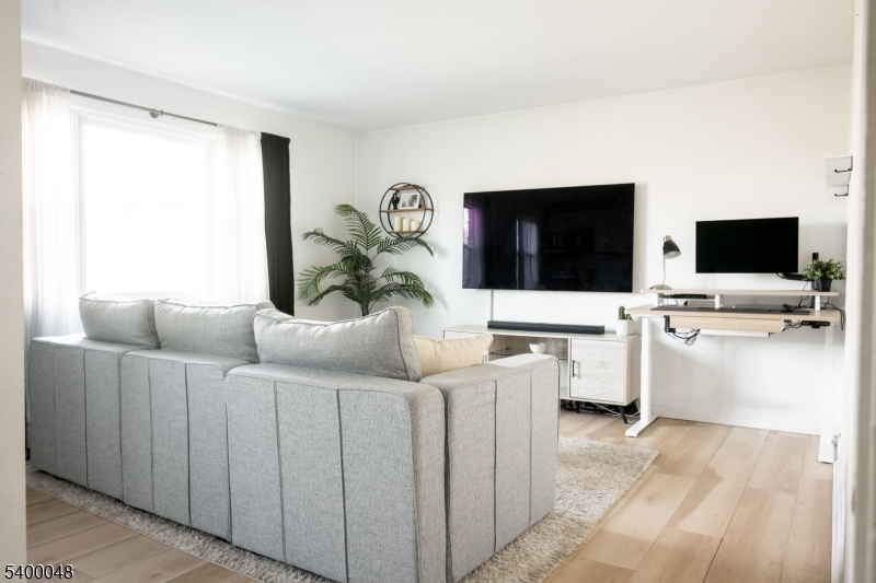 Springfield Twp., NJ 07081,300 Wilson Rd #24D