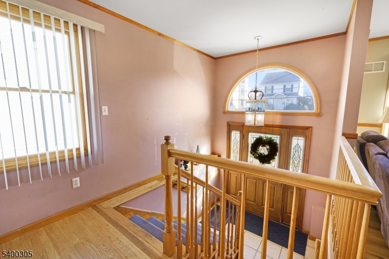 Kearny Town, NJ 07032,17 Pleasant Pl