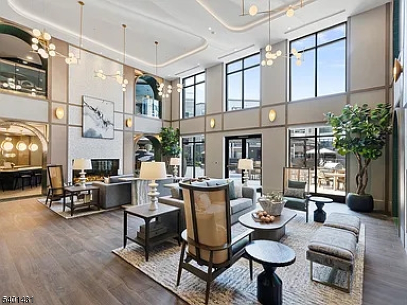 South Amboy City, NJ 08879,2000 Schindler Dr #B5