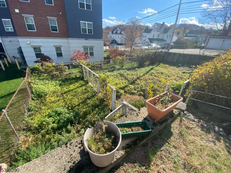 Dover Town, NJ 07801,36 Prospect St