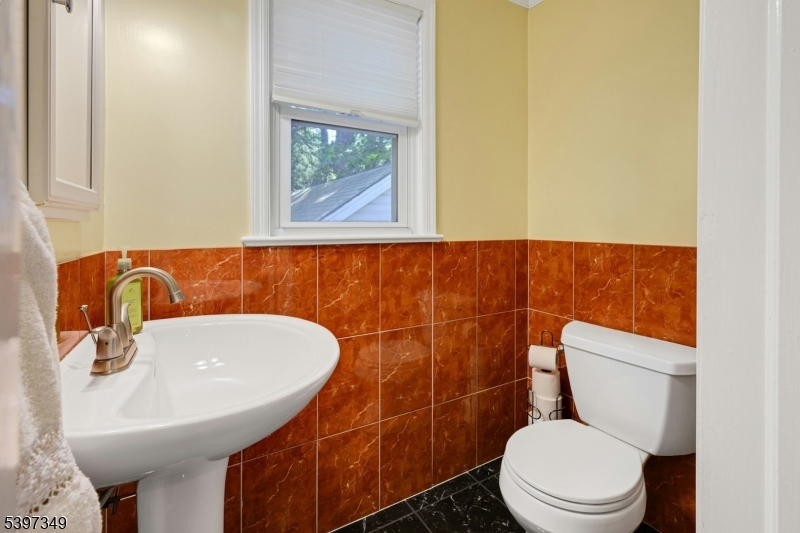 Summit City, NJ 07901,41A Middle Ave