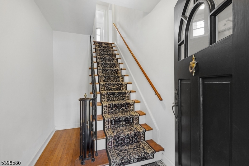 Madison Boro, NJ 07940,59 Greenwood Ave