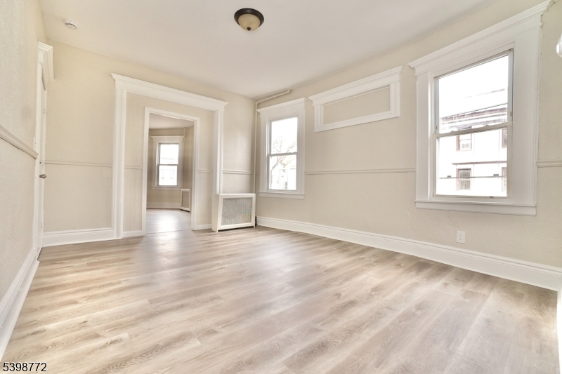 East Orange City, NJ 07017,78 Eaton Pl