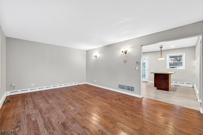 Manville Boro, NJ 08835,2114 W Camplain Rd