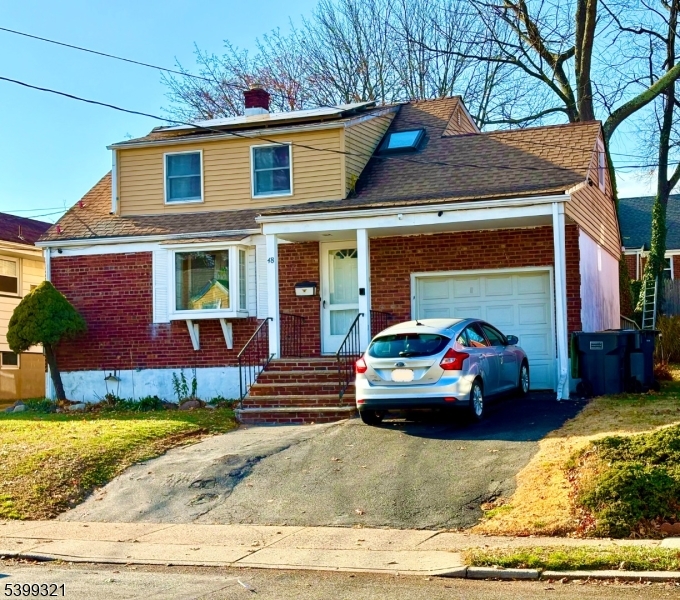 48 Sussex Rd, Bergenfield Boro, NJ 07621