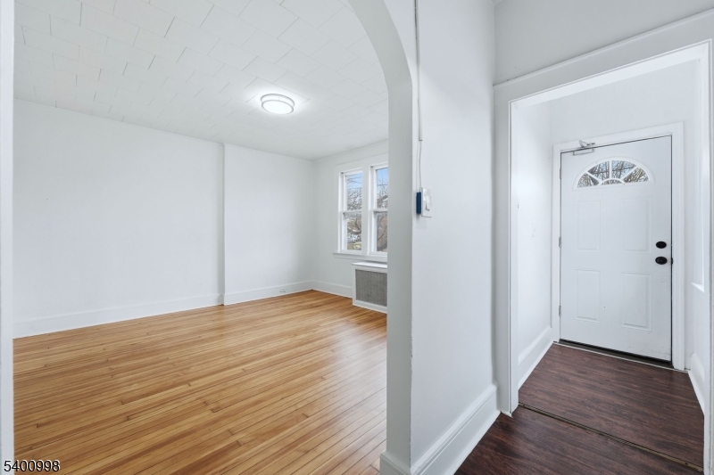 Belleville Twp., NJ 07109,71 Newark Ave