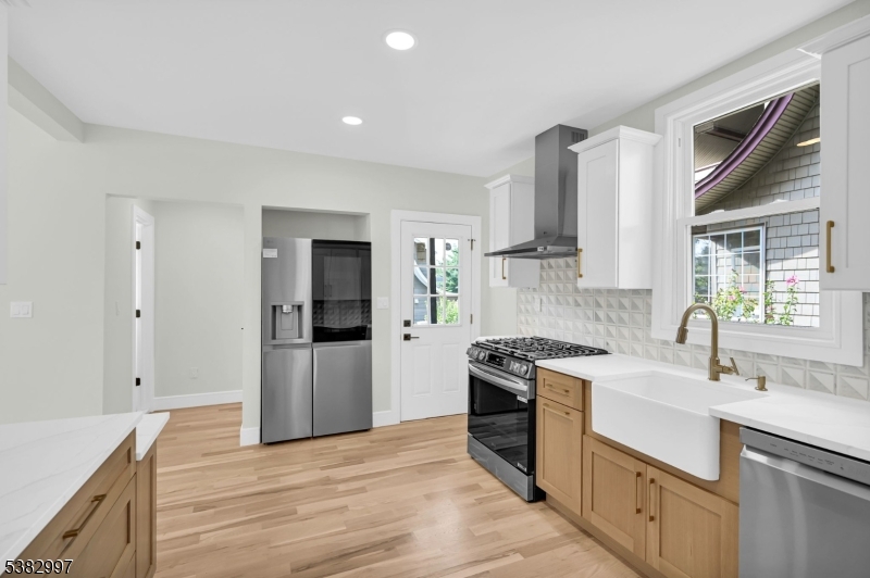 Rutherford Boro, NJ 07070,195 Sylvan St