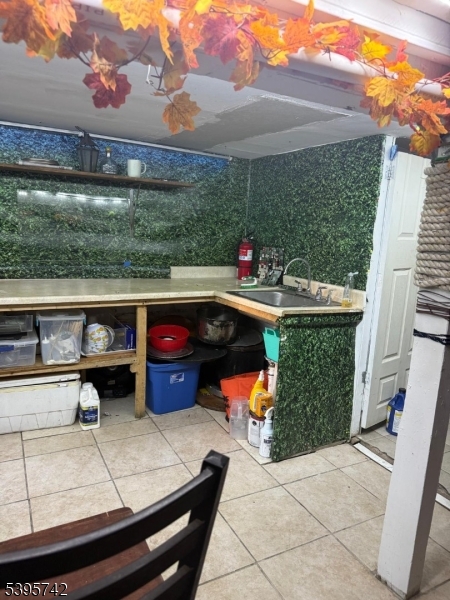 Union City, NJ 07087,414 24Th St